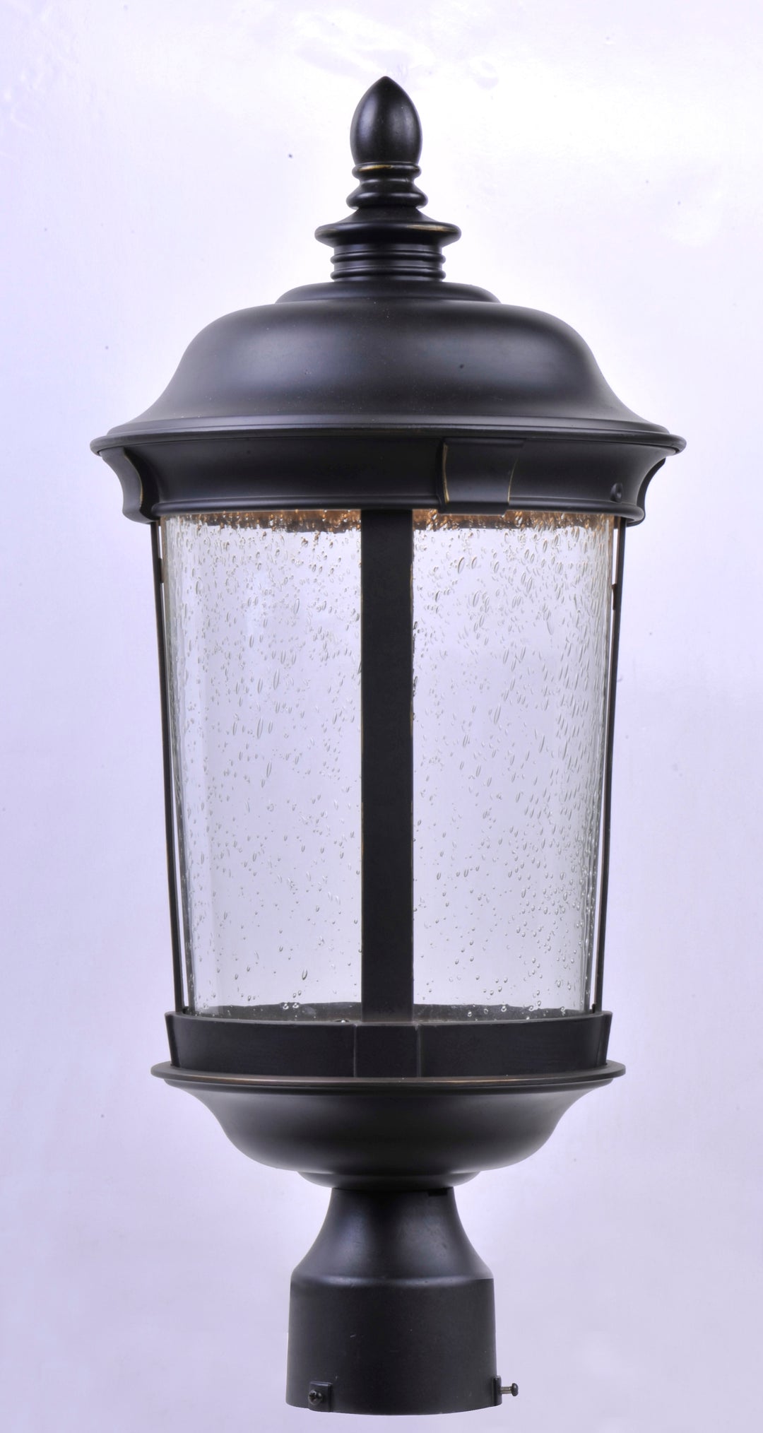 utdoor Pole/Post Mount by Maxim