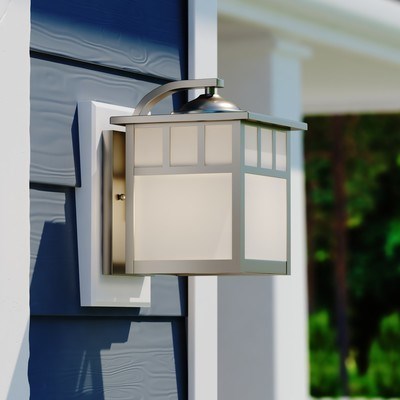 7-in Outdoor Wall Light Stainless Steel