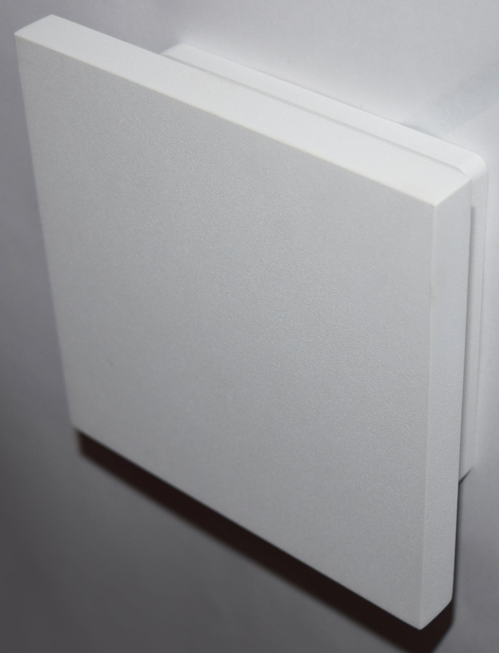Outdoor Wall Sconce (Min-12)