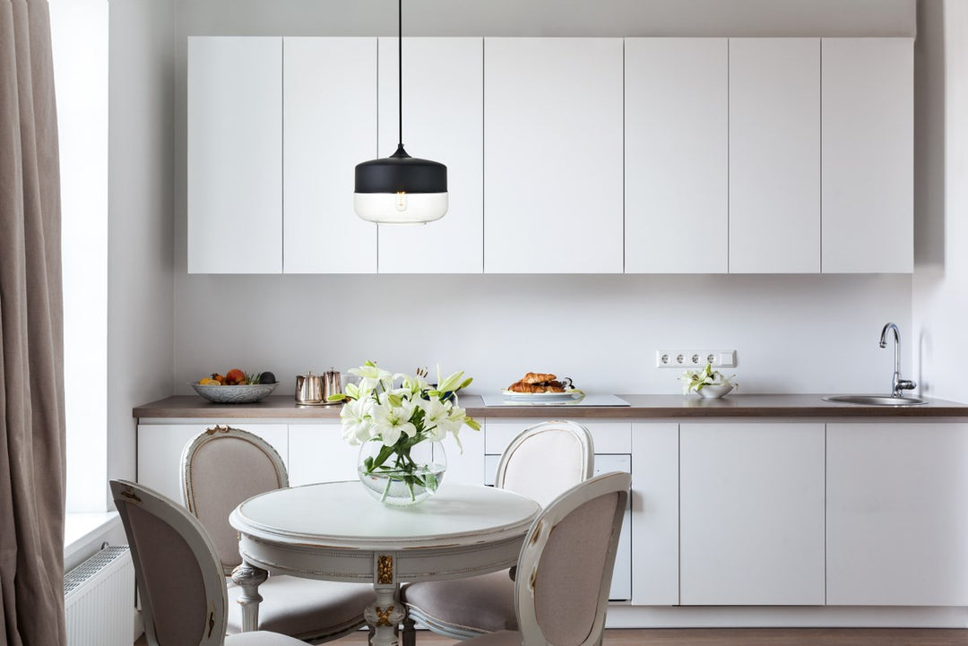1 Light Black Pendant With Clear Glass