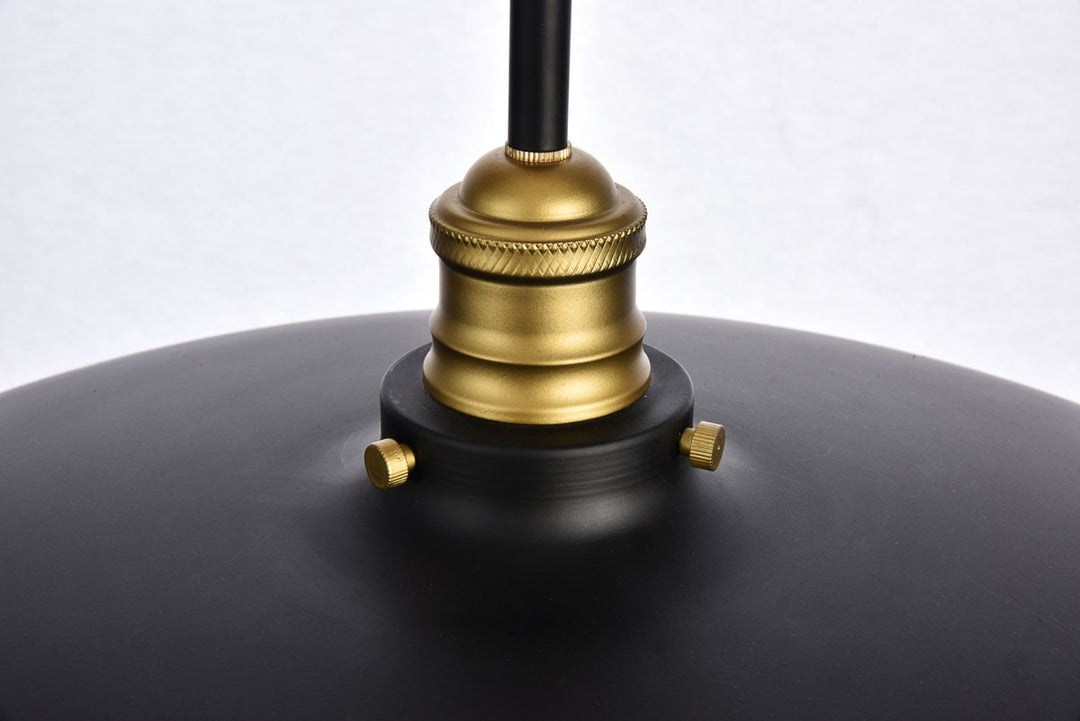 Collection Chandelier D20.5 H6.5 Lt:3 Black and Brass Finish