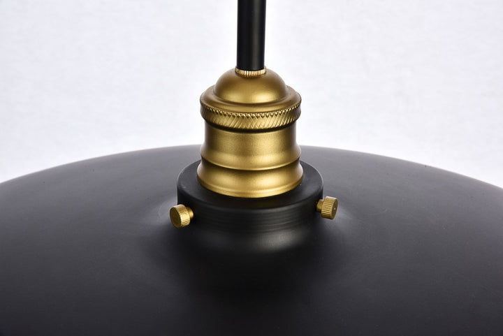 Collection Chandelier D20.5 H6.5 Lt:3 Black and Brass Finish