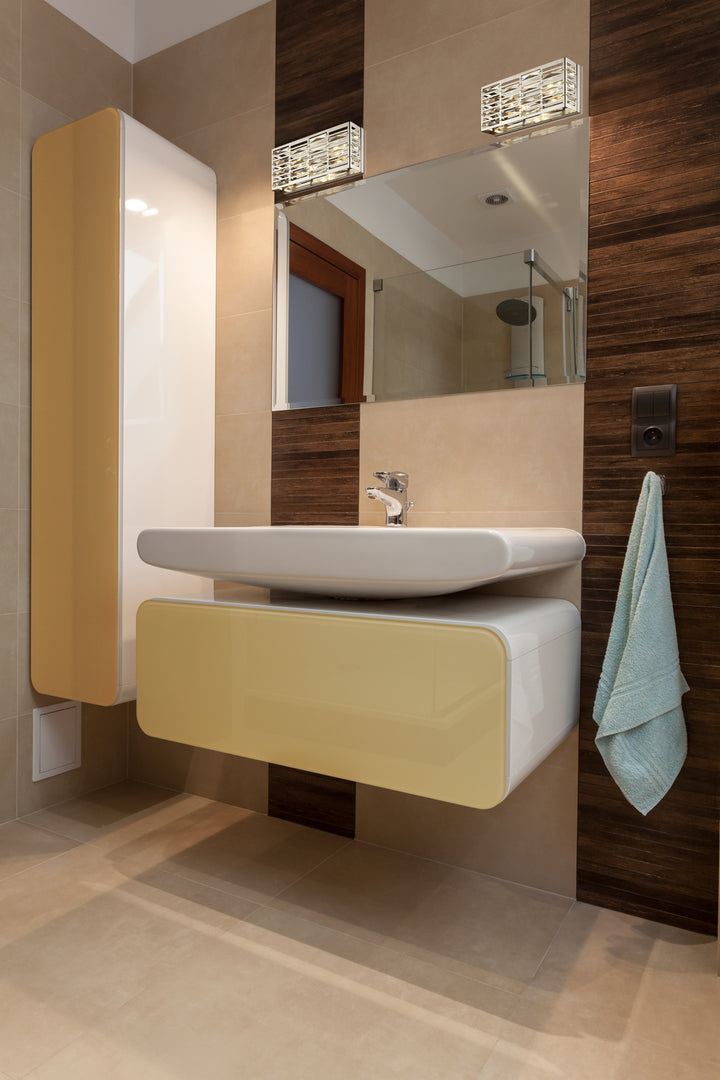 2 Light Vanity