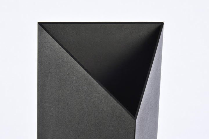 Integrated LED wall sconce  in black