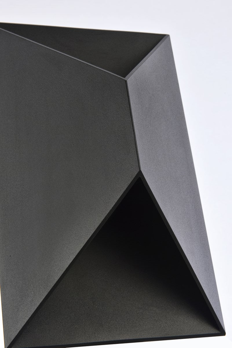 Integrated LED wall sconce  in black