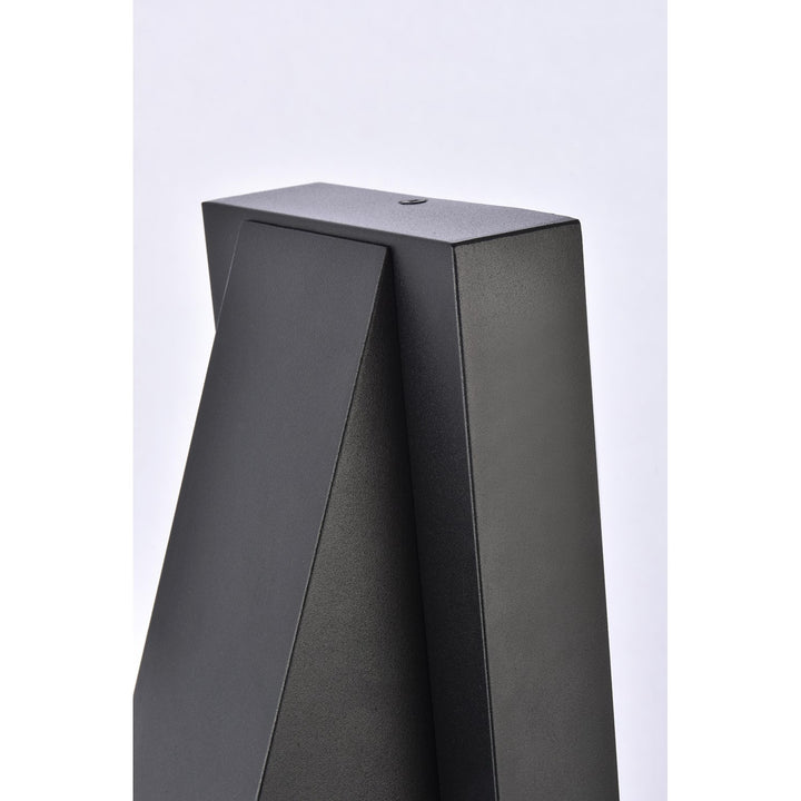 Integrated Led Wall Sconce In Black