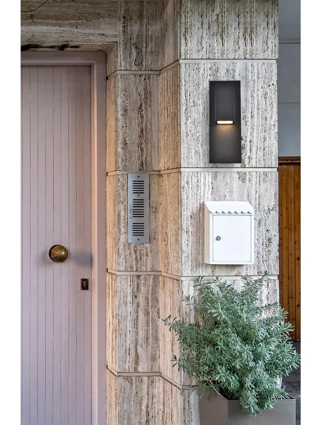 Integrated Led Wall Sconce In Black