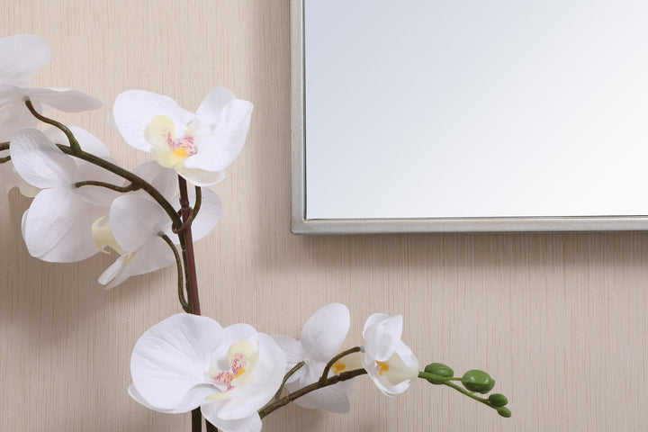 Metal Frame Rectangle Mirror 18X28 Inch In Silver