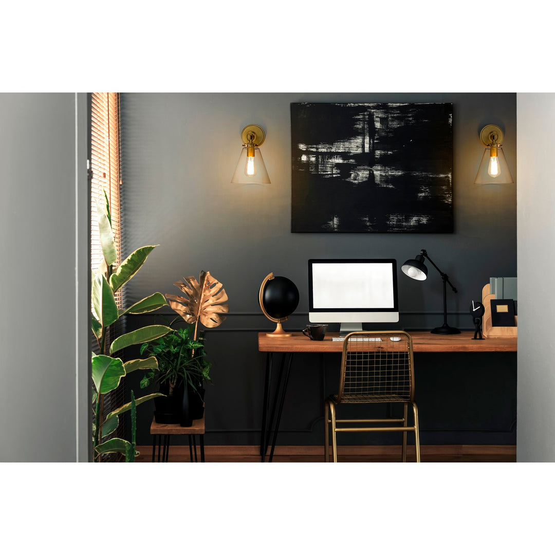 1 Light Wall Sconce