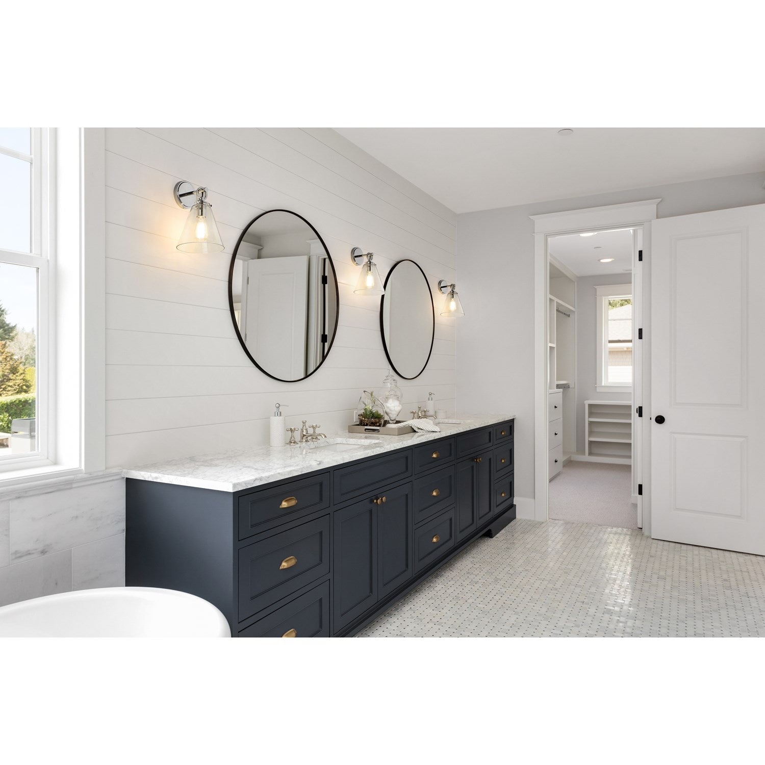 1 Light Wall Sconce