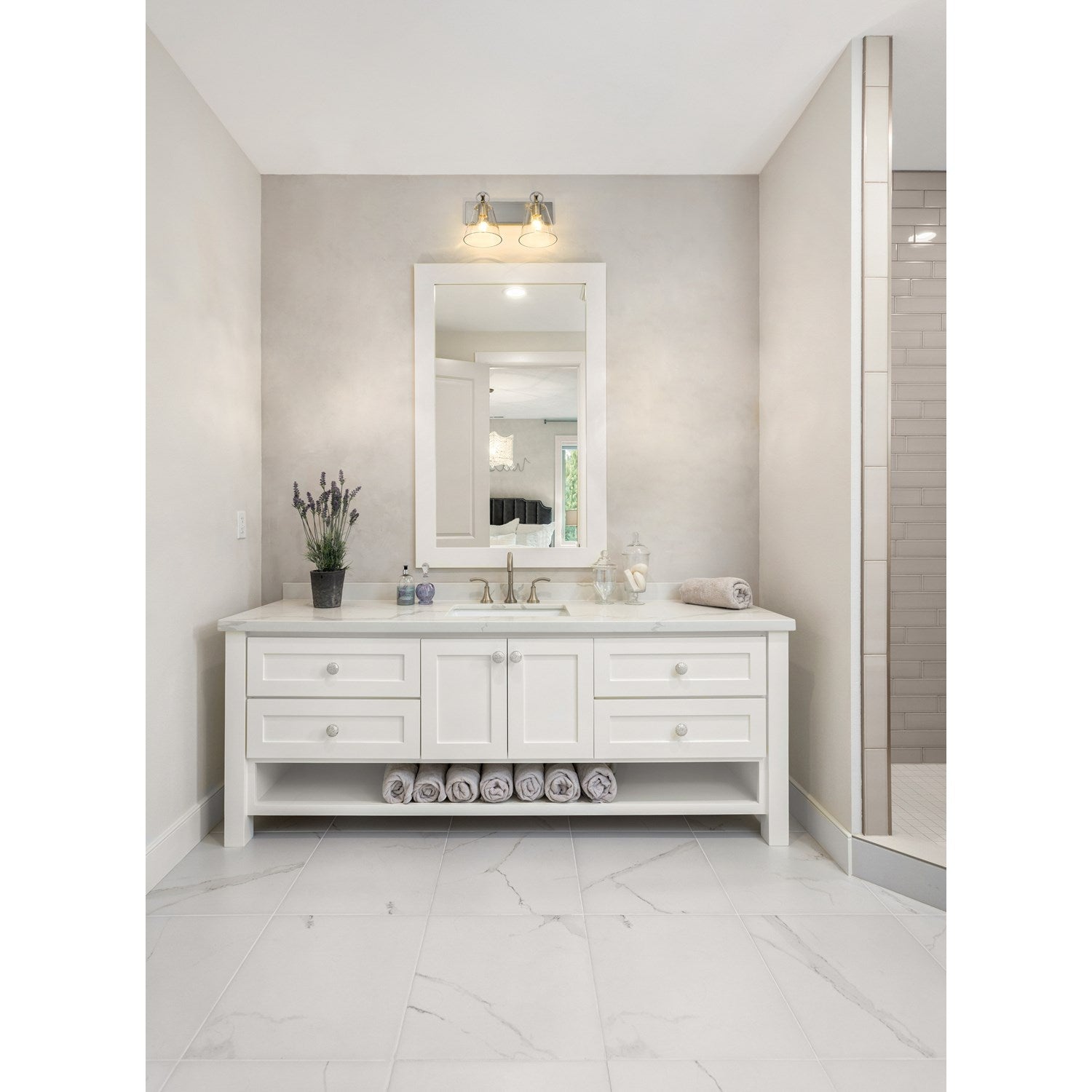 2 Light Vanity