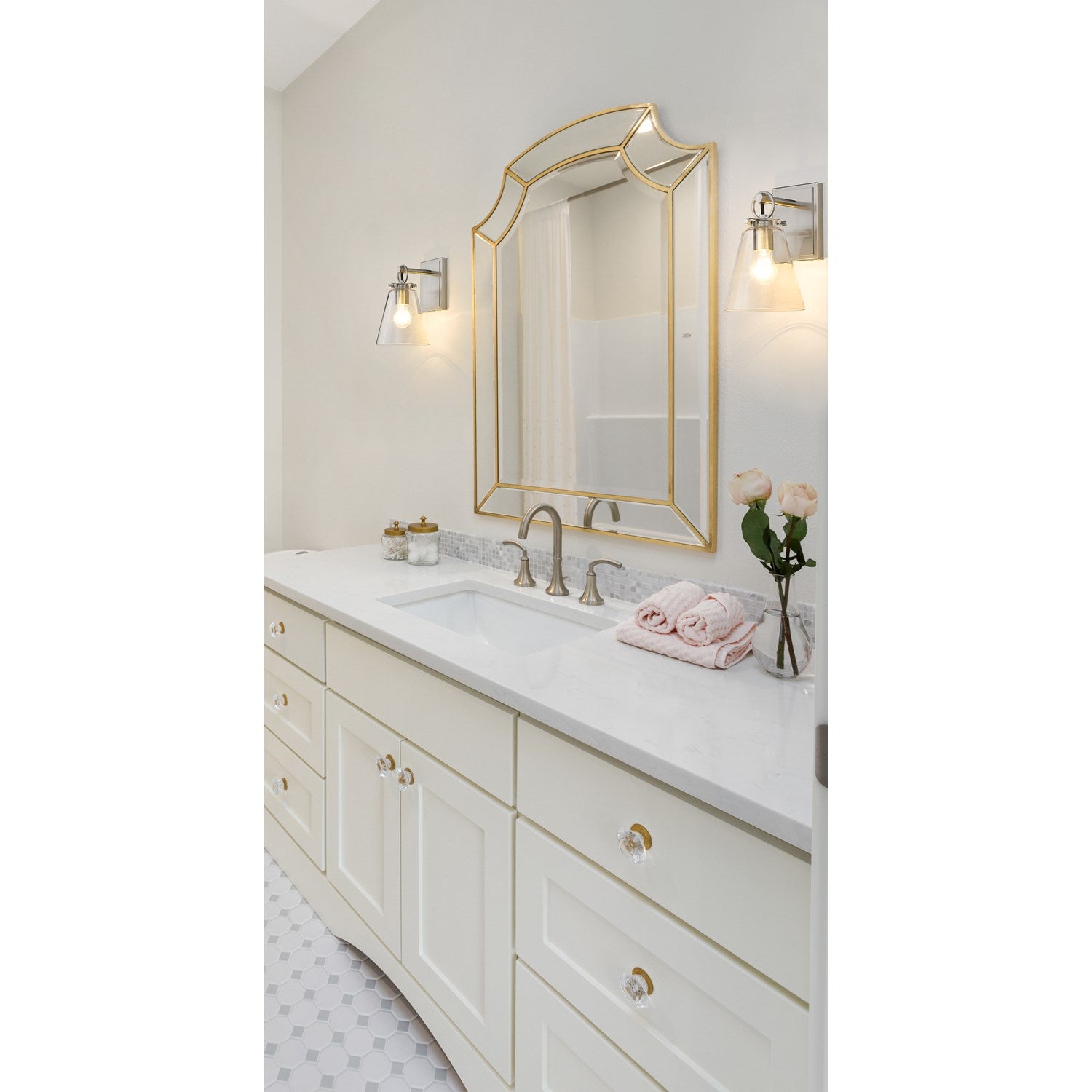 1 Light Wall Sconce