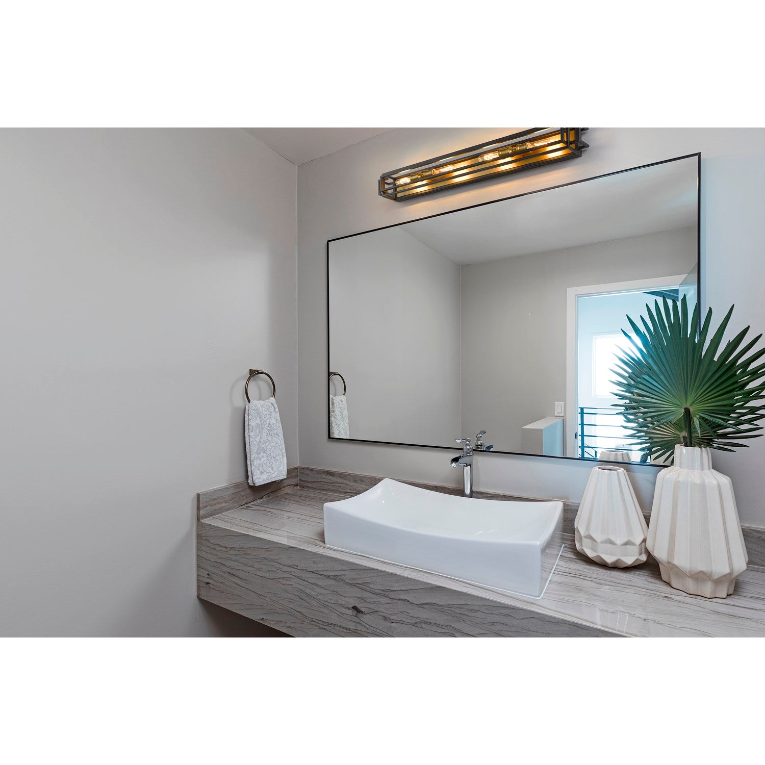 4 Light Vanity