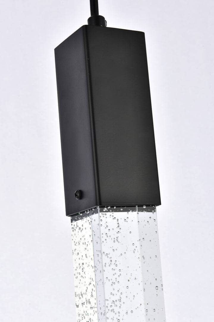 1 Light Pendant In Black