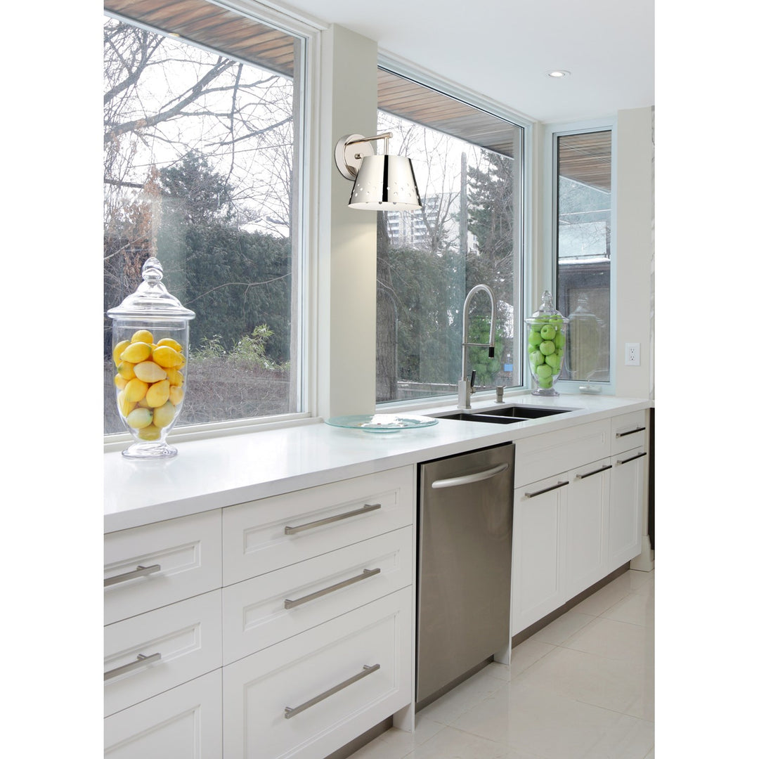 1 Light Wall Sconce