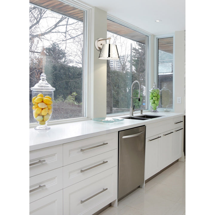 1 Light Wall Sconce