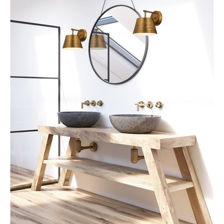 1 Light Wall Sconce
