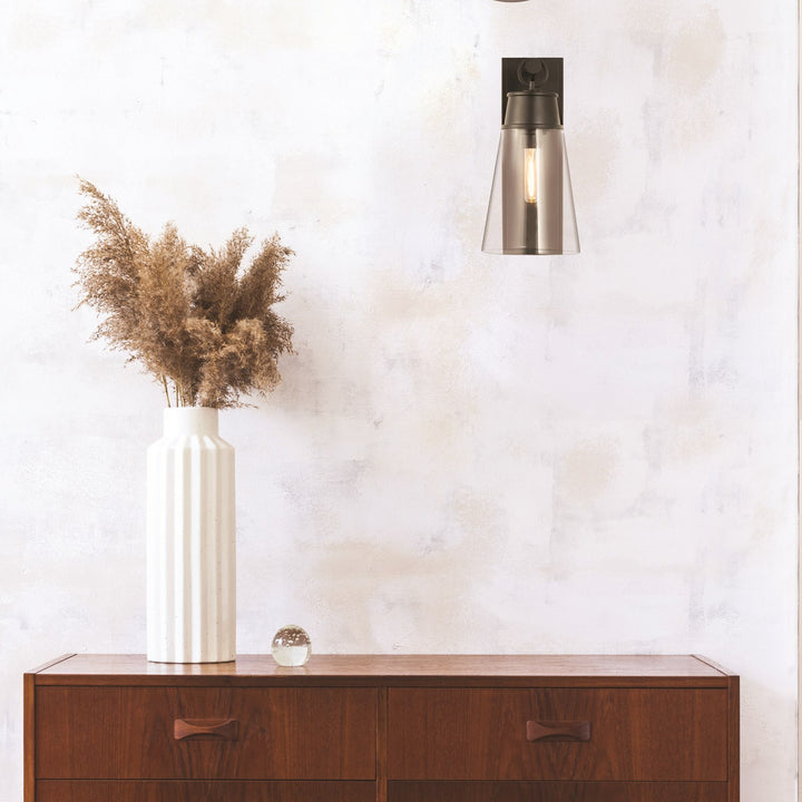 1 Light Wall Sconce