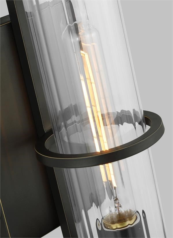Small One Light Outdoor Wall Lantern