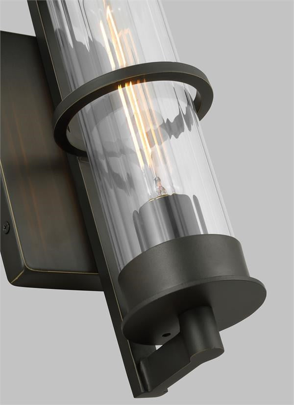 Small One Light Outdoor Wall Lantern