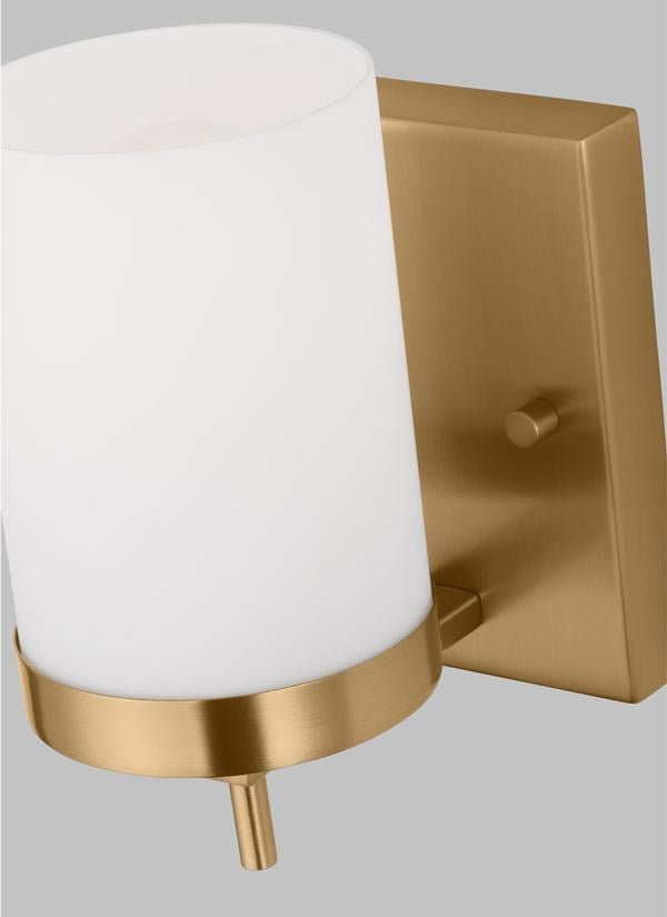 One Light Wall / Bath Sconce
