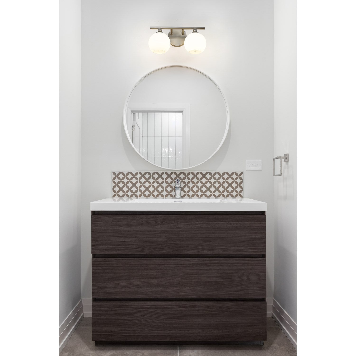2 Light Vanity