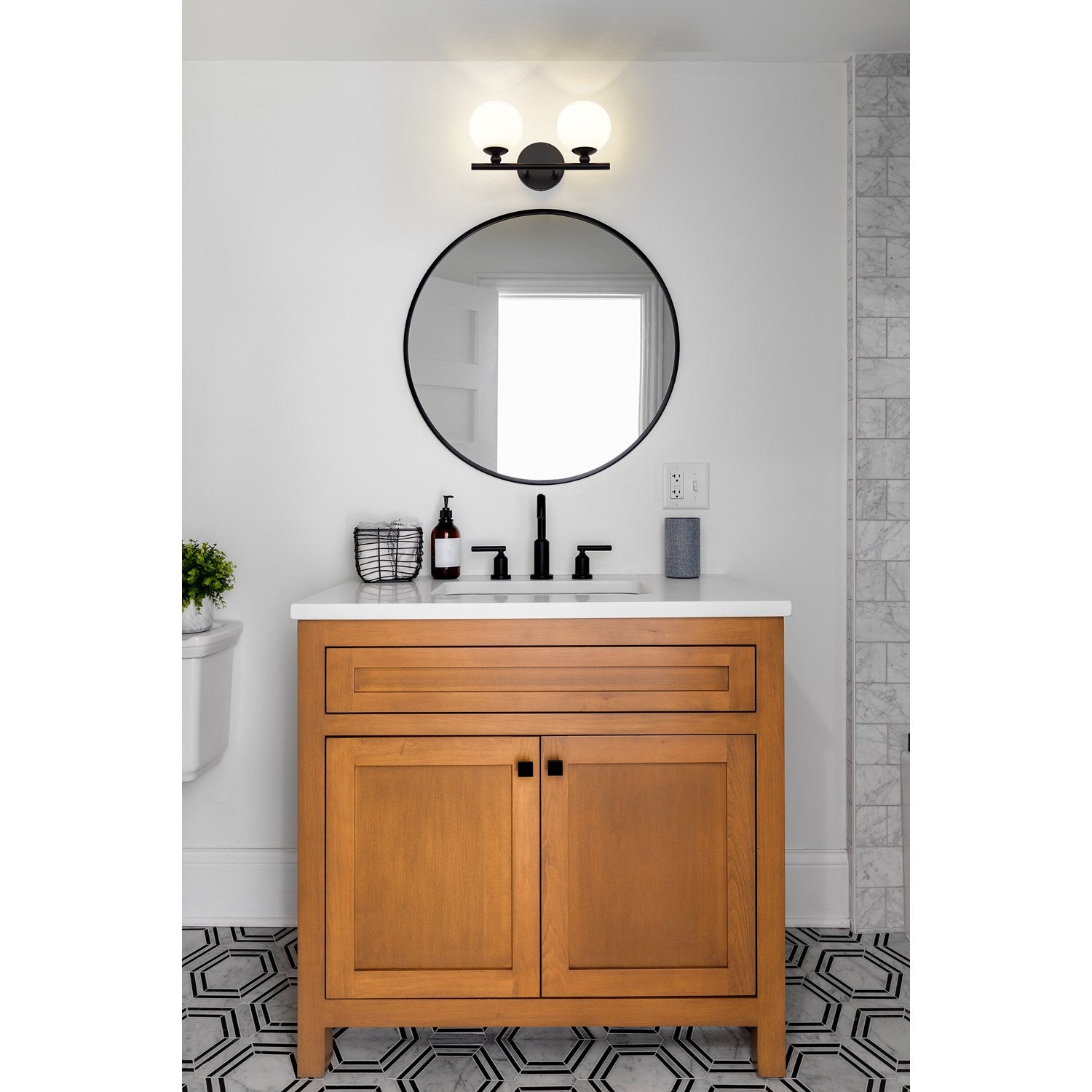 2 Light Vanity