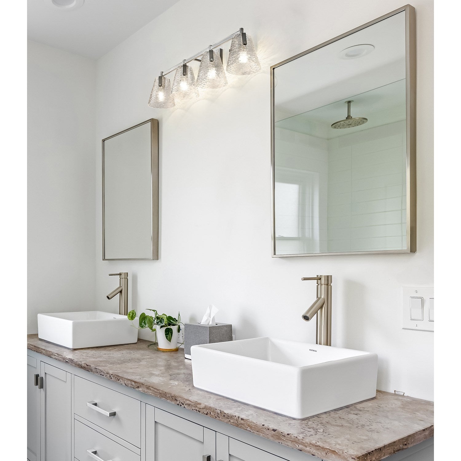 4 Light Vanity