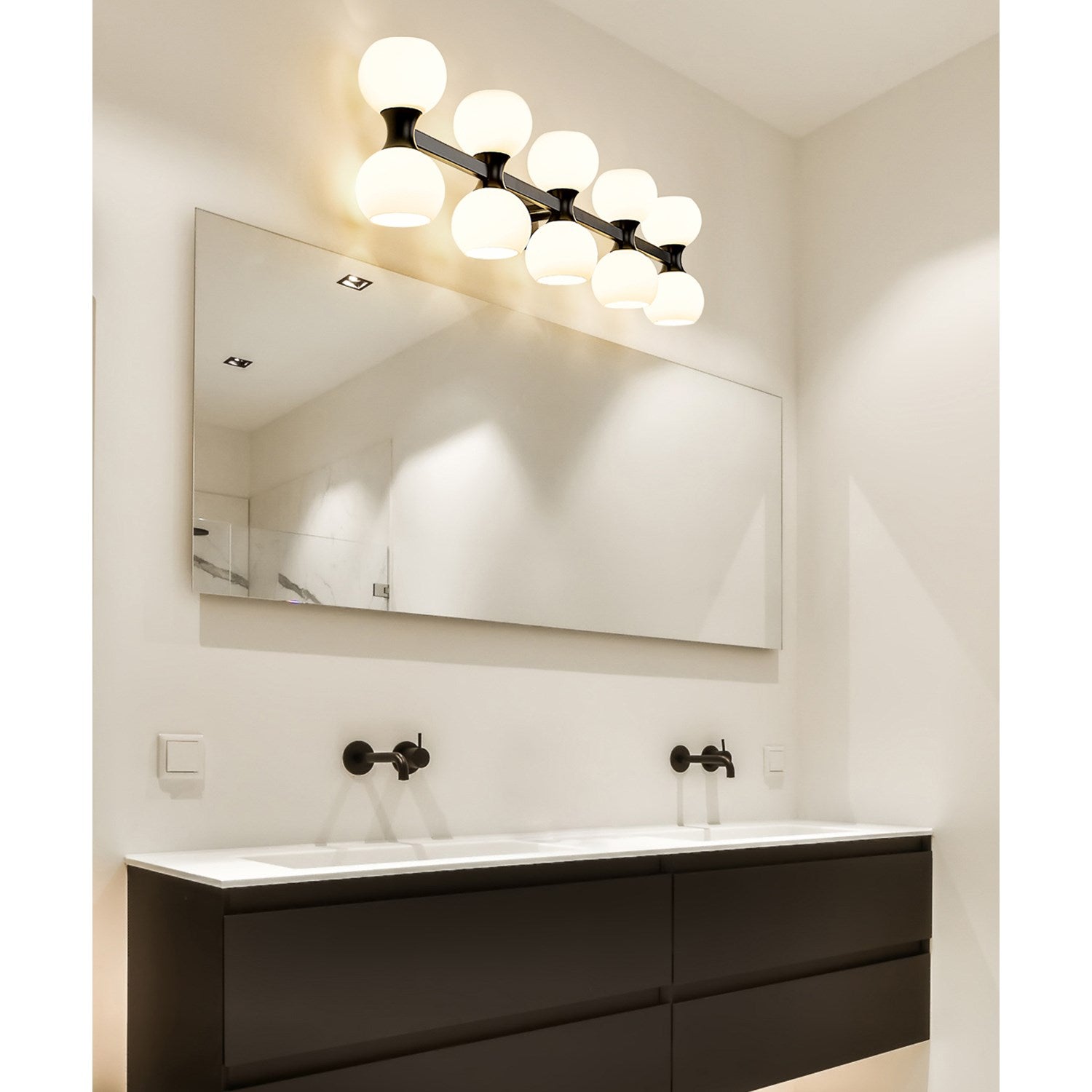 10 Light Vanity