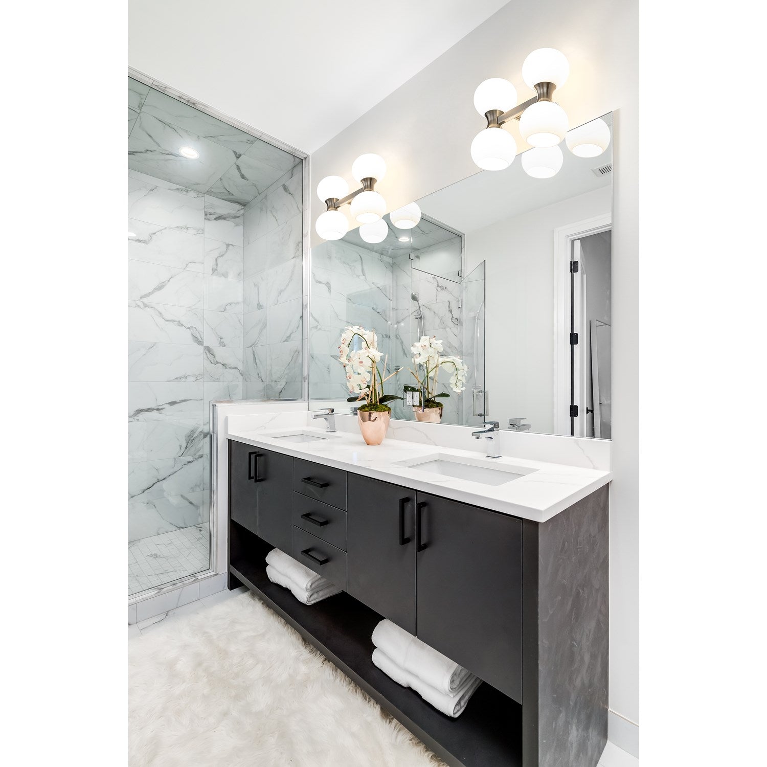 4 Light Vanity