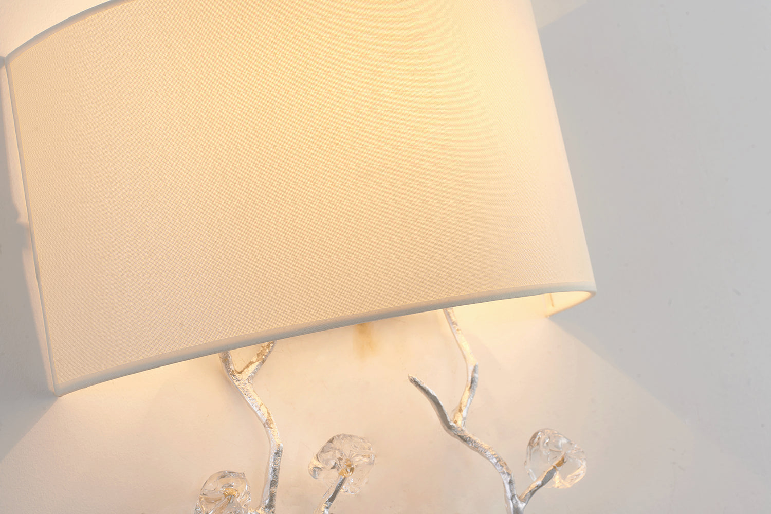 Wall Sconce In Silver Finish