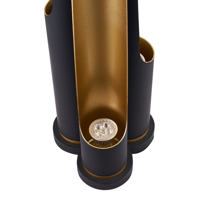 Table Lamp In Matte Black Finish