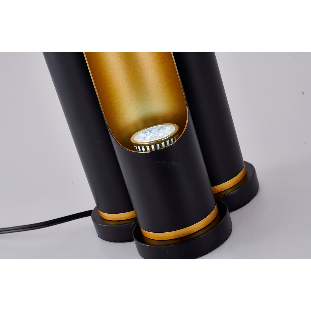 Table Lamp In Matte Black Finish
