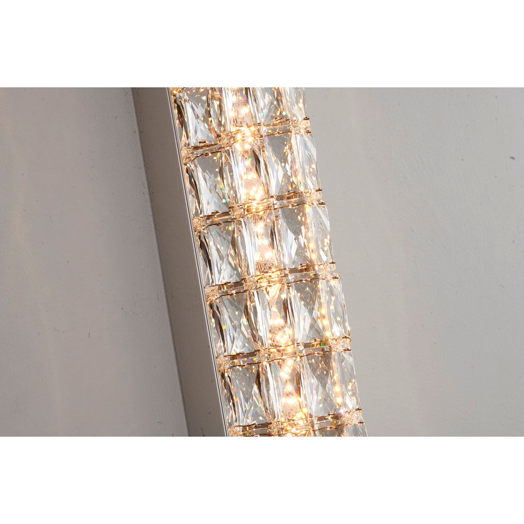Led Wall Sconce In Chrome Finish