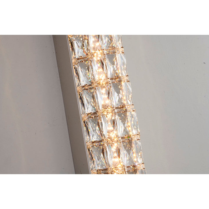 Led Wall Sconce In Chrome Finish