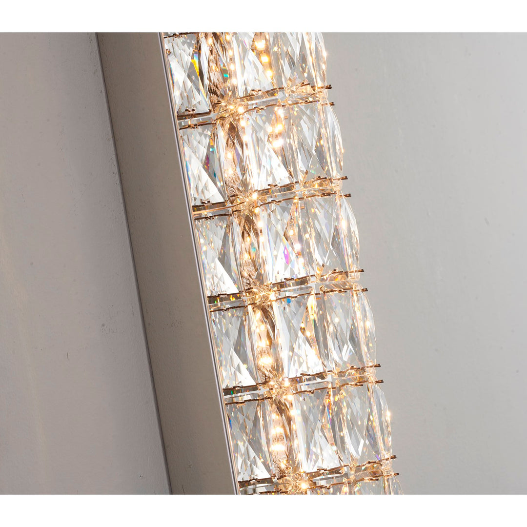 Led Wall Sconce In Chrome Finish