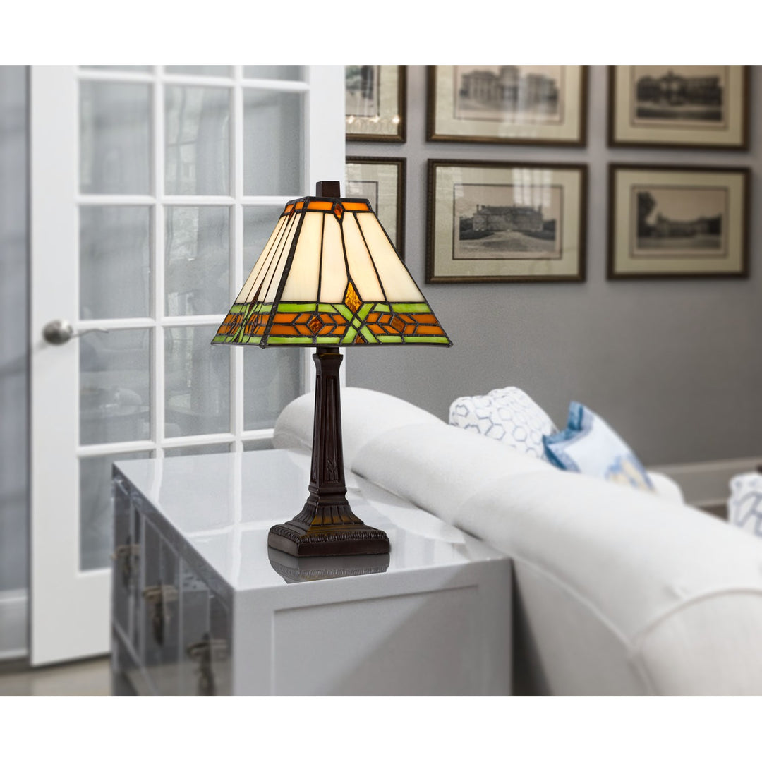 40W Metal/Resin Tiffany Accent Lamp With Inline Switch