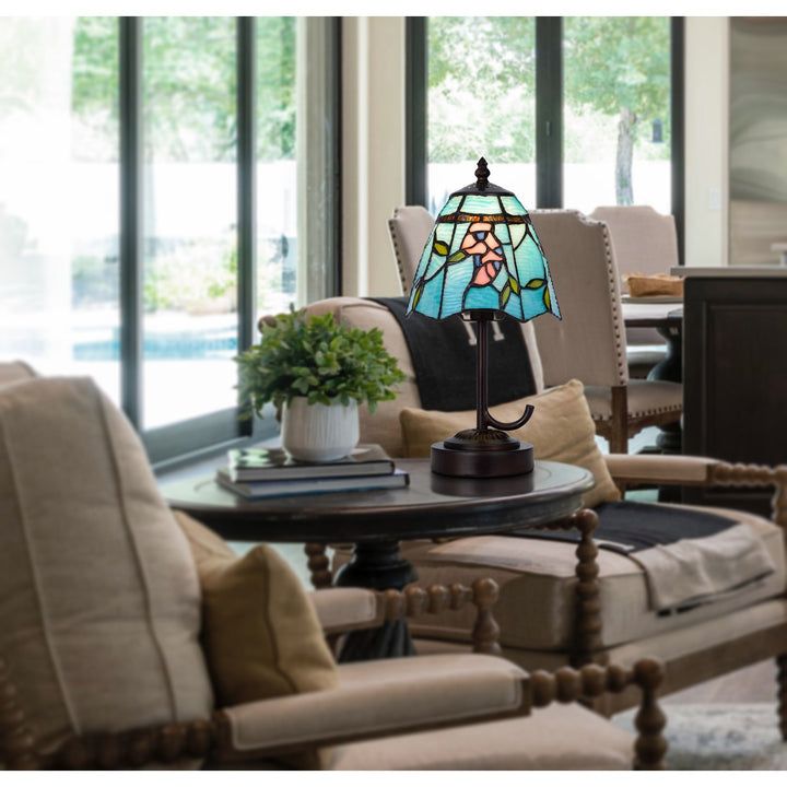 40W Metal/Resin Tiffany Accent Lamp With Inline Switch