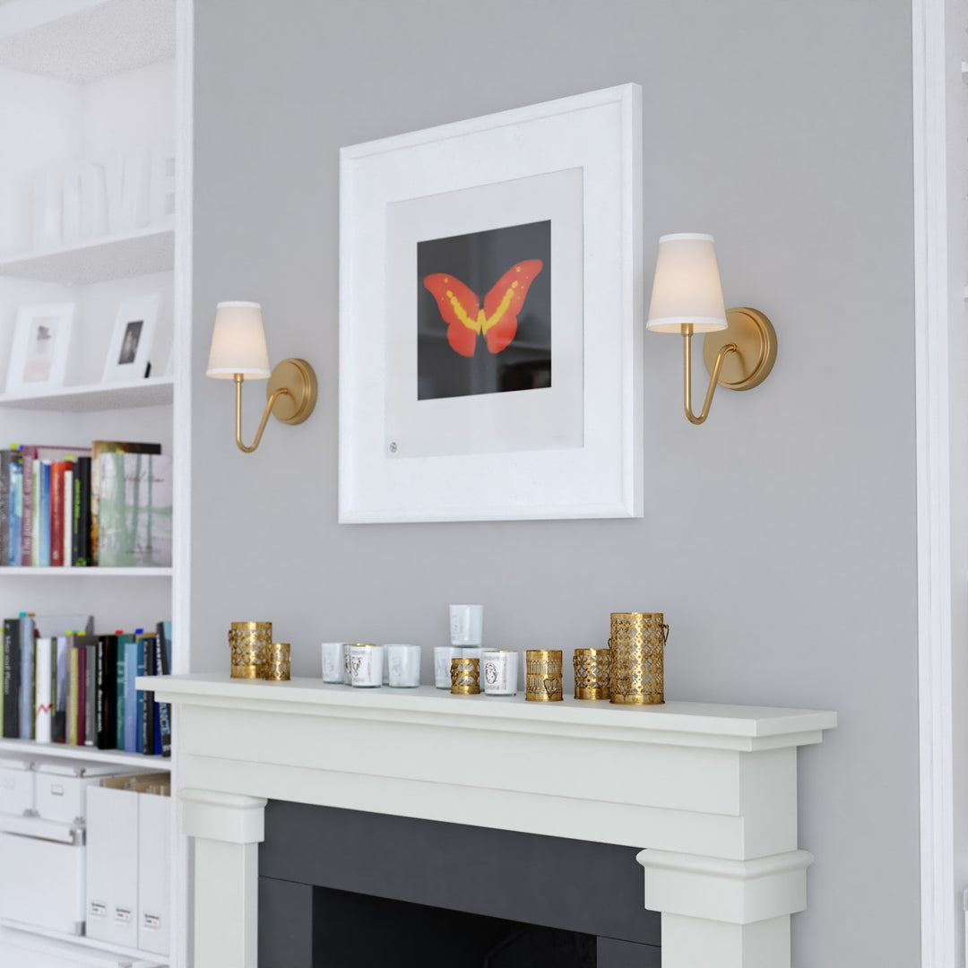 1 Light Wall Light Muted Brass