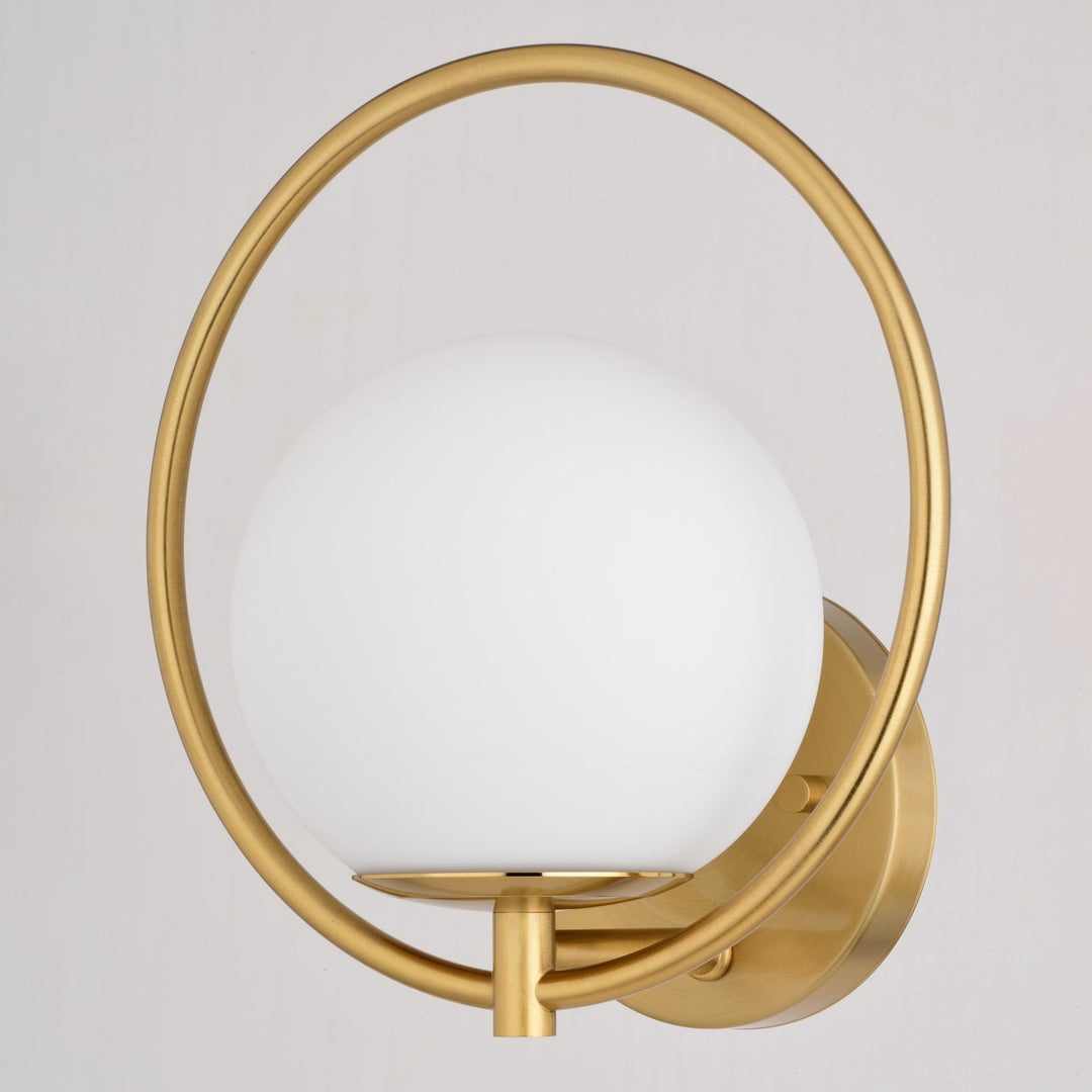 9.75-in. H 1 Light Wall Light Natural Brass