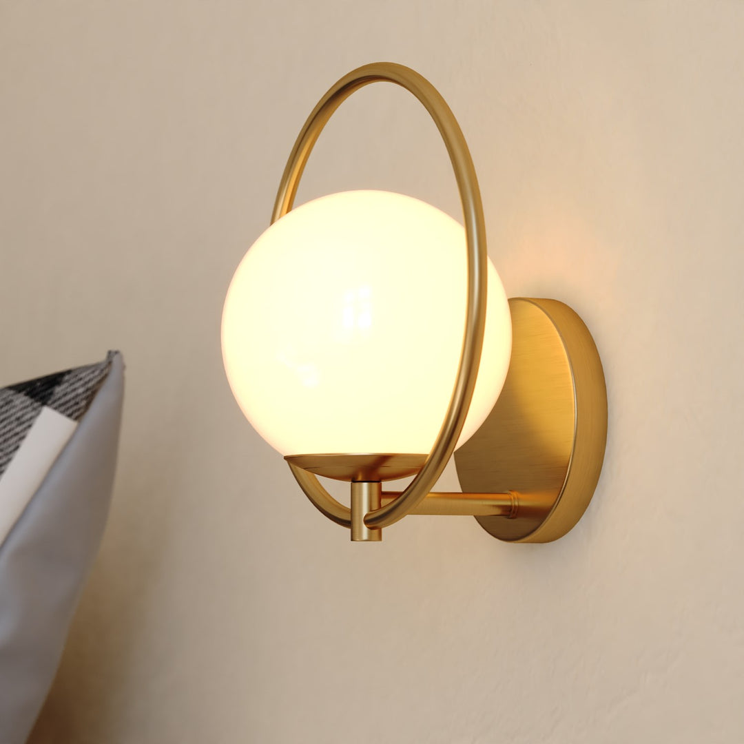 9.75-in. H 1 Light Wall Light Natural Brass