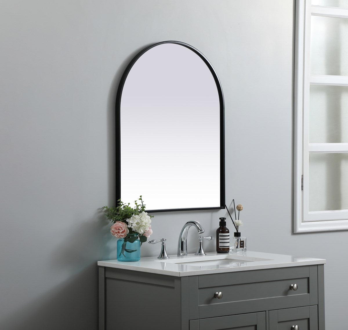 Metal Frame Arch Mirror 24X30 Inch In Black