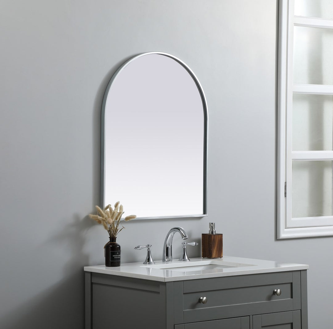 Metal Frame Arch Mirror 24X30 Inch In Silver