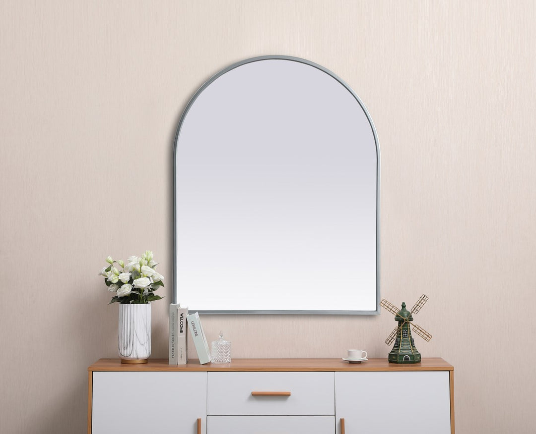 Metal Frame Arch Mirror 24X30 Inch In Silver