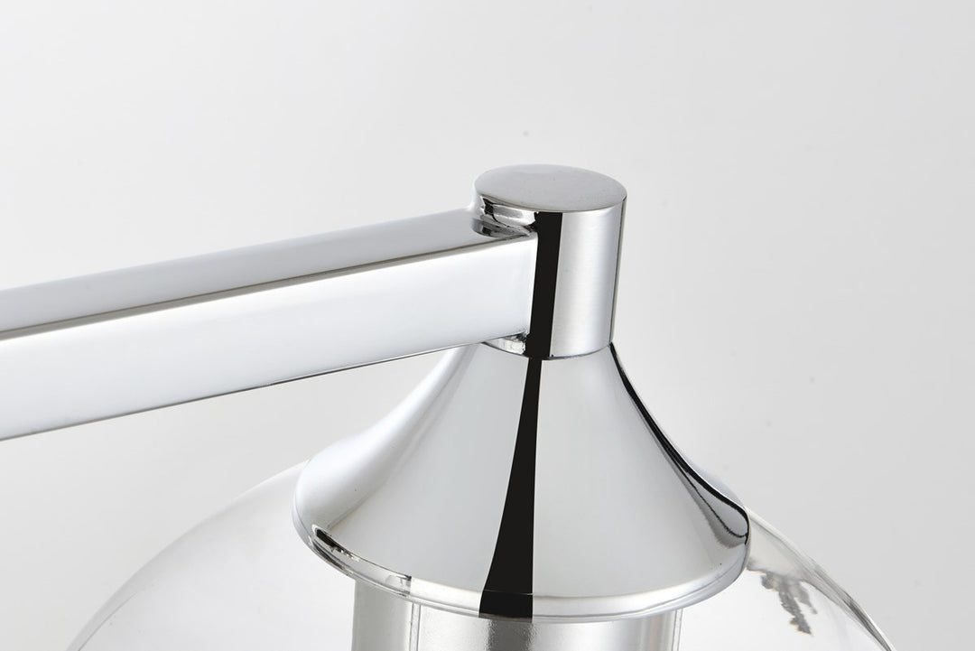 4 Light Chrome And Clear Bath Sconce