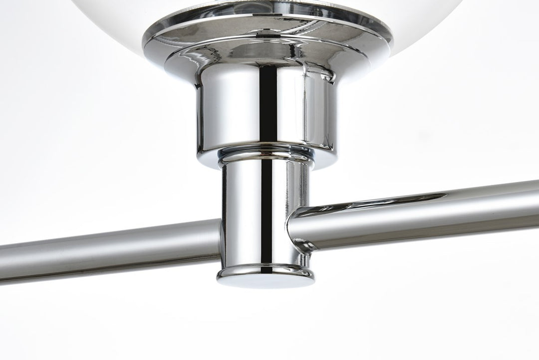 5 Light Chrome And Clear Bath Sconce