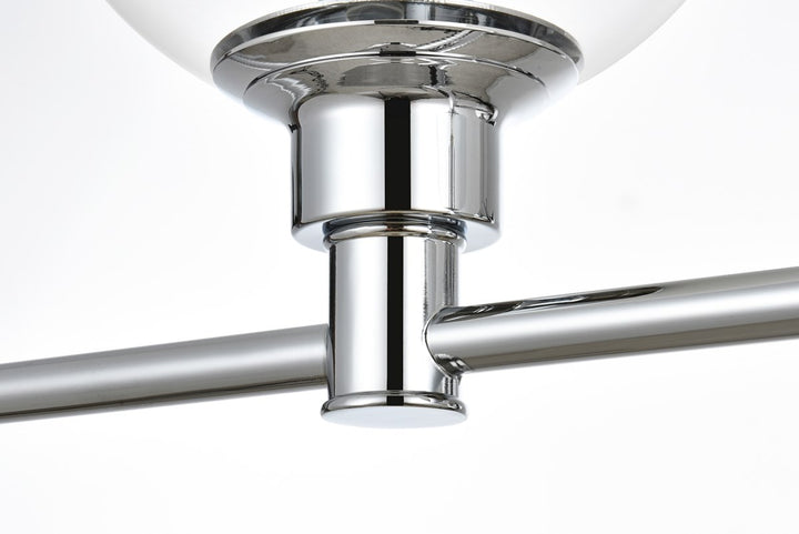 5 Light Chrome And Clear Bath Sconce