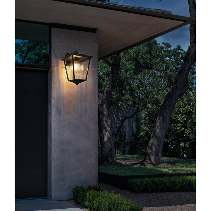 10 Inch Outdoor Wall Sconce in Black