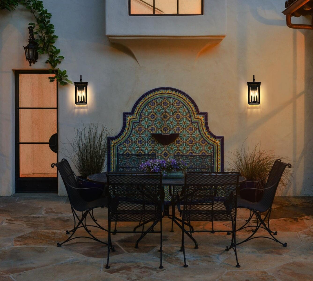 9 Inch Outdoor Wall Sconce in Black