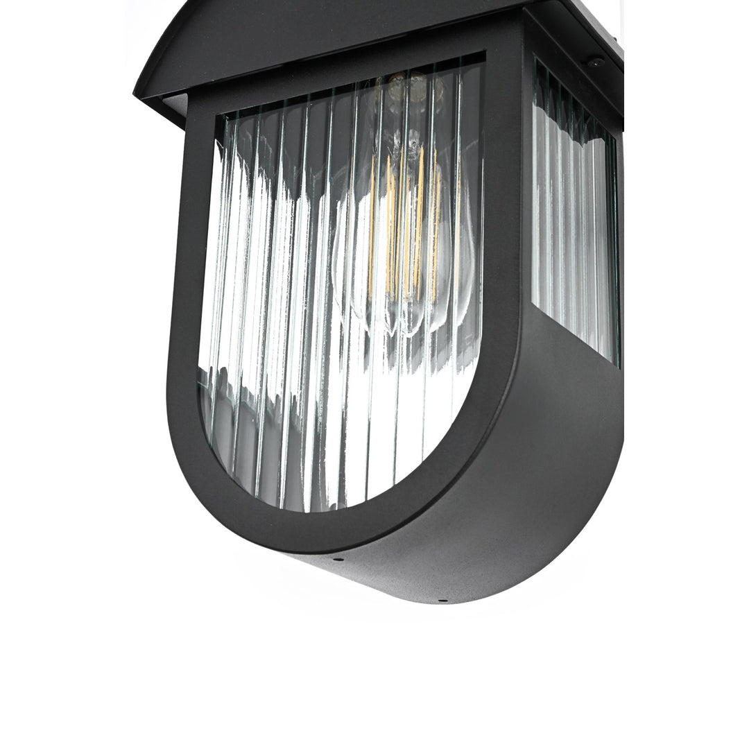 8 Inch Outdoor Wall Sconce in Black